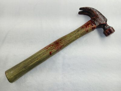 15” Foam Bloodied Claw Hammer - Image 4